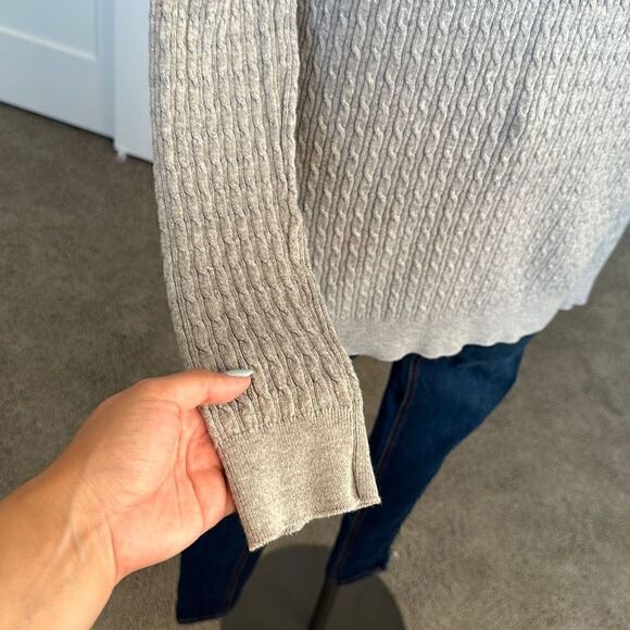 COPY - Zara Cable Knit Sweater - Picture 6 of 7
